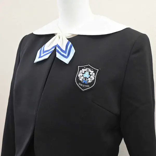 瀧野川女子学園高校の制服