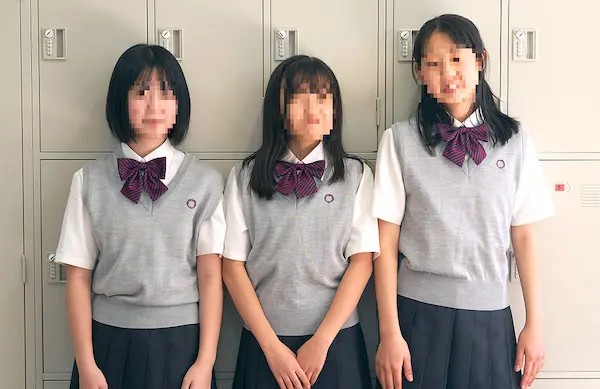 桜美林中学校・高等学校の女子制服