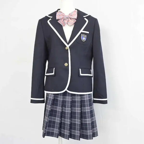 N高等学校 女子制服