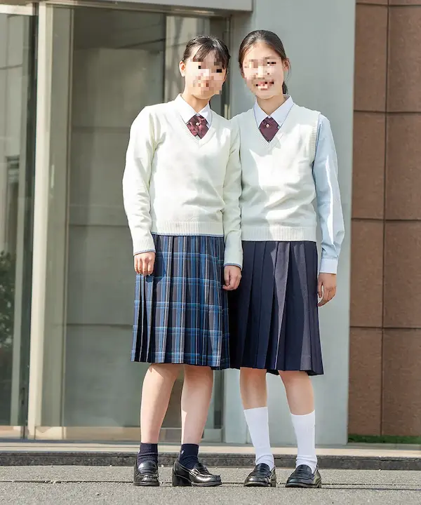 東京家政大学附属女子中学高校の夏服