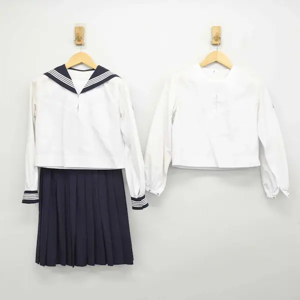 常盤木学園高等学校 女子制服