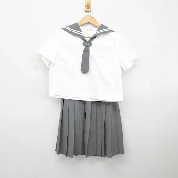 日本大学山形高等学校 女子制服