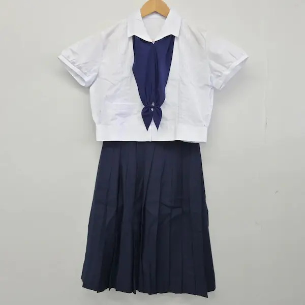  帝塚山学院高等学校 女子制服