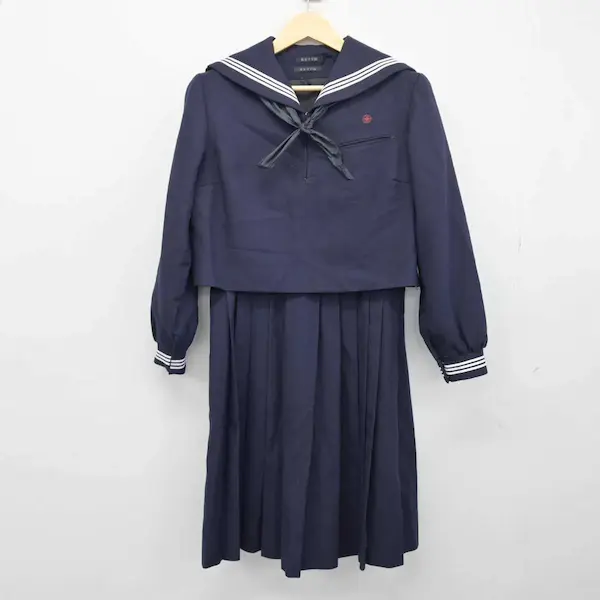 筑紫女学園高等学校 女子制服