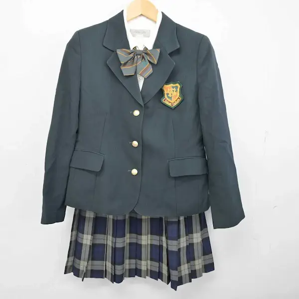 西南学院高等学校 女子制服