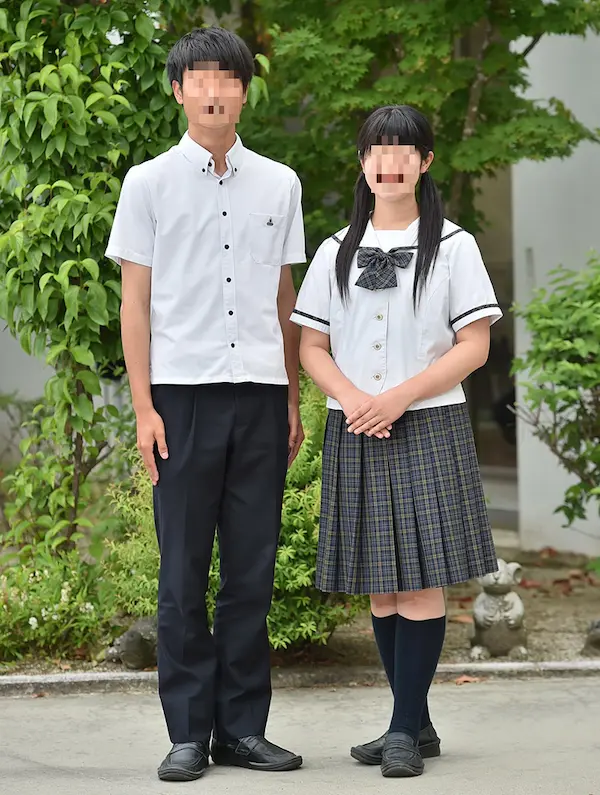 八女学院高校　夏服